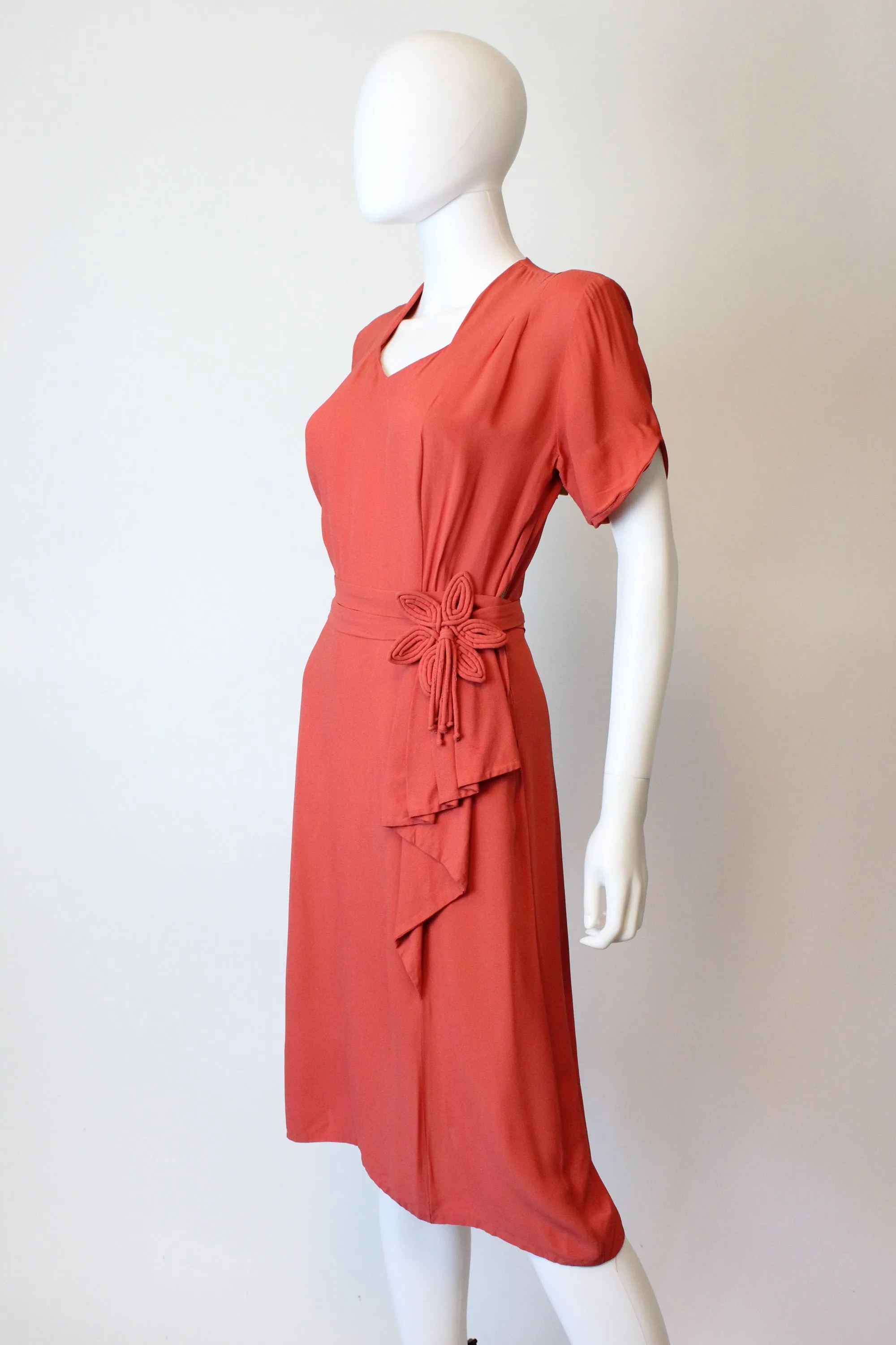 1940s TASSEL coral rayon dress small | new fall