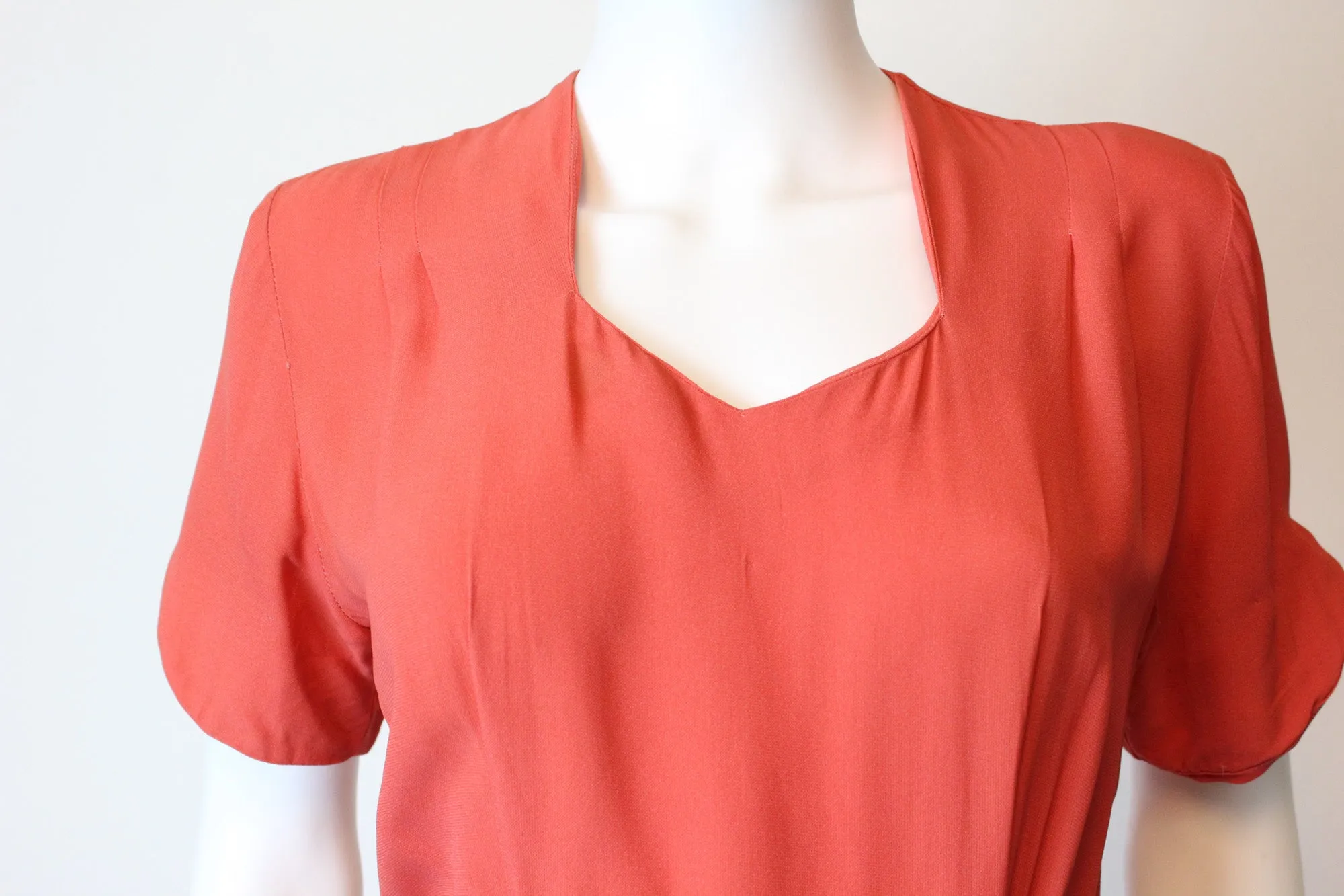 1940s TASSEL coral rayon dress small | new fall