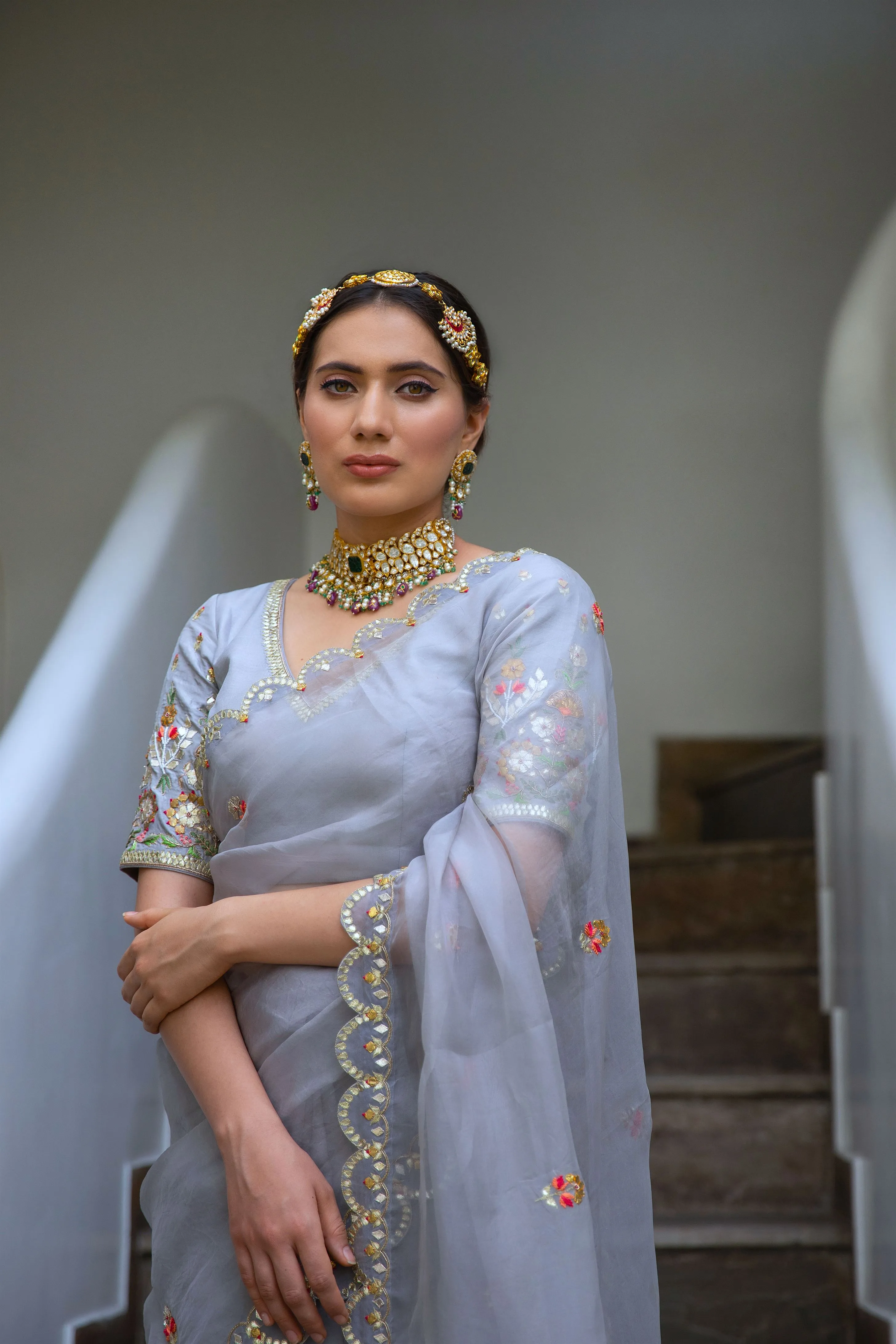 Aarti Sethia Studio    I   Grey Hand embroidered Saree Set