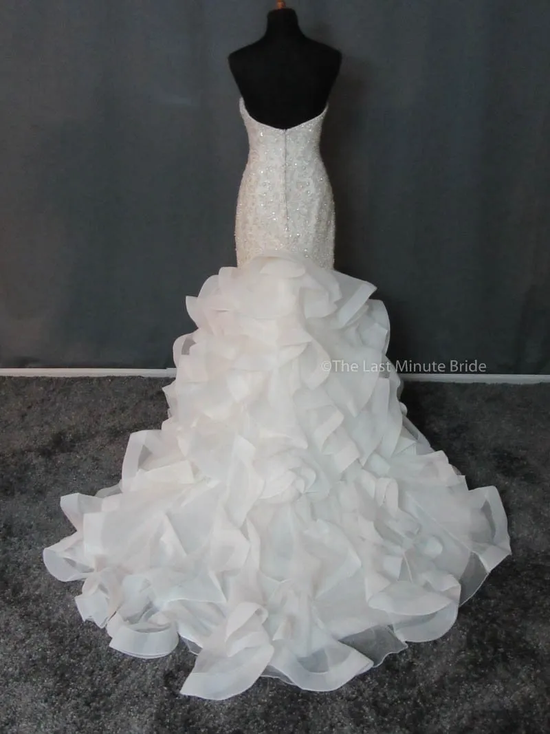 Allure Bridals C389