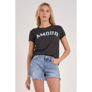 'Amour' Graphic Tee