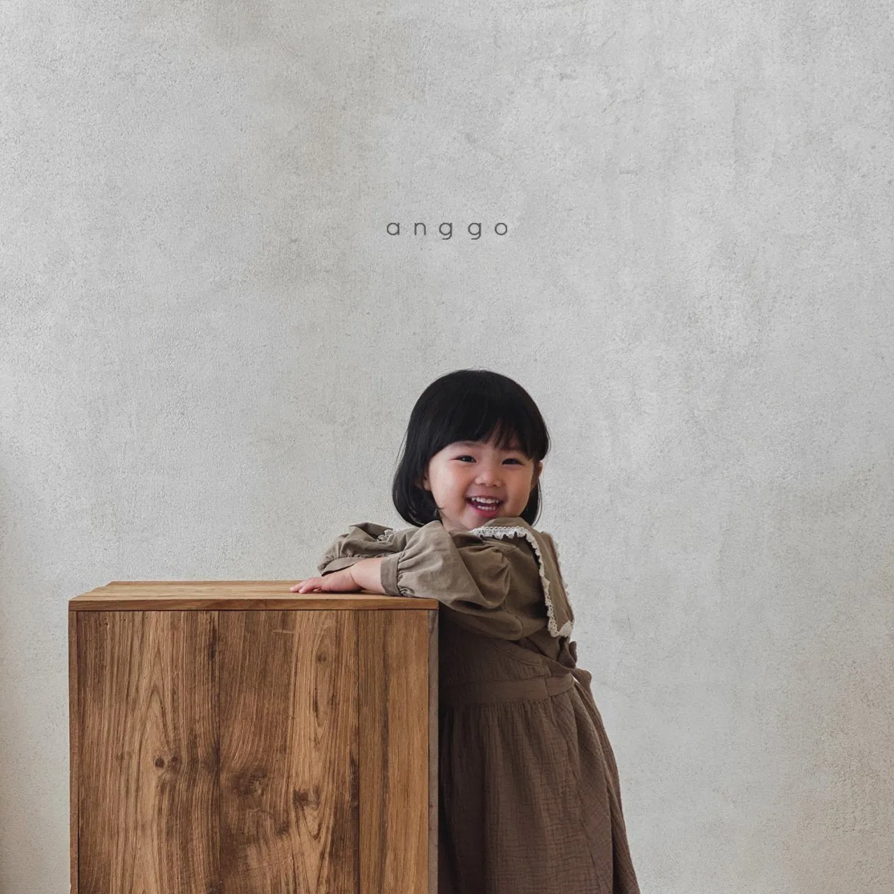 Anggo Hazel Blouse (2 colour options)