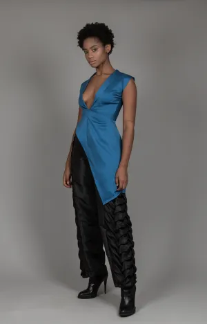 Asymmetric blouse with one piece lapel collar