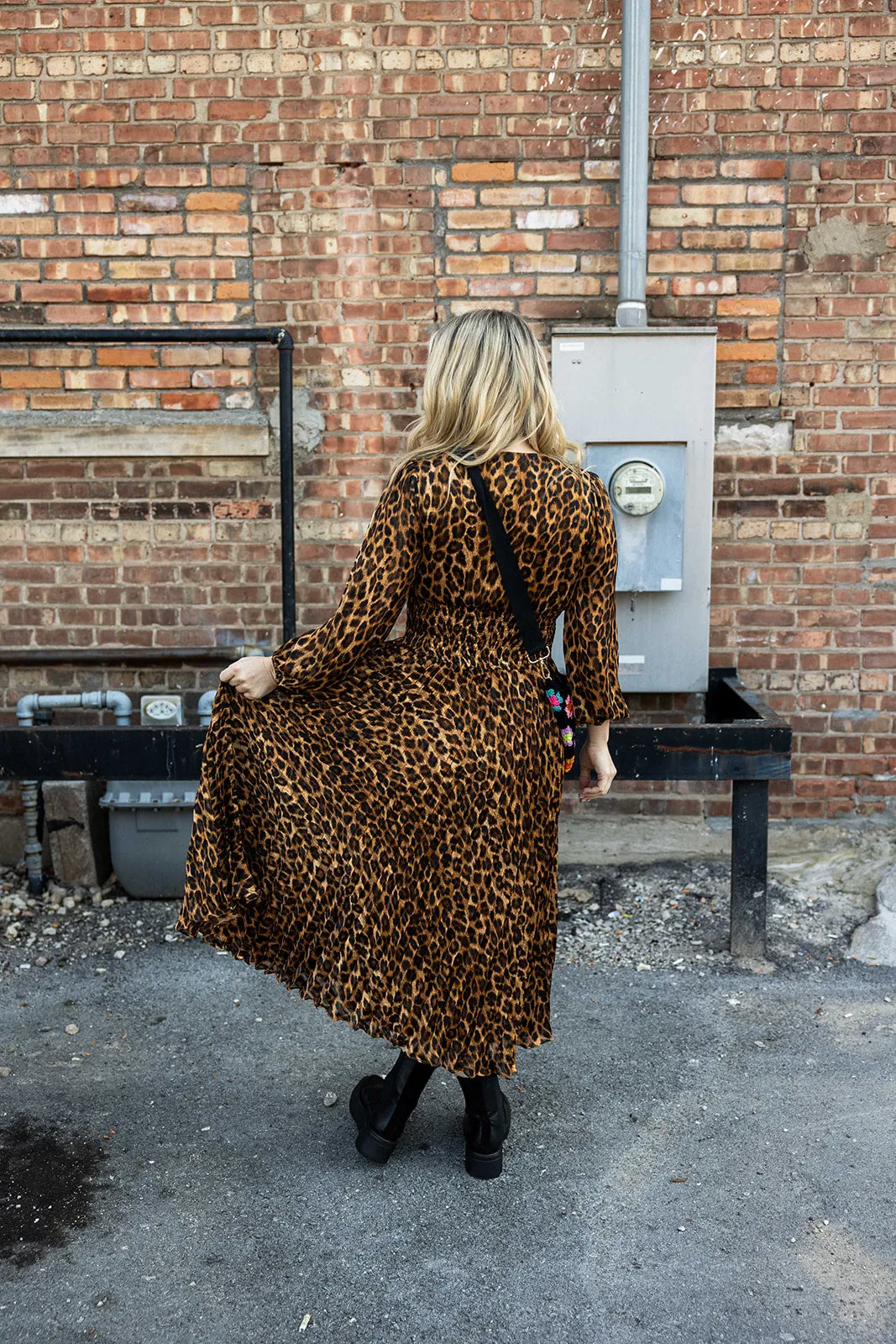 aurora dress in brown leopard