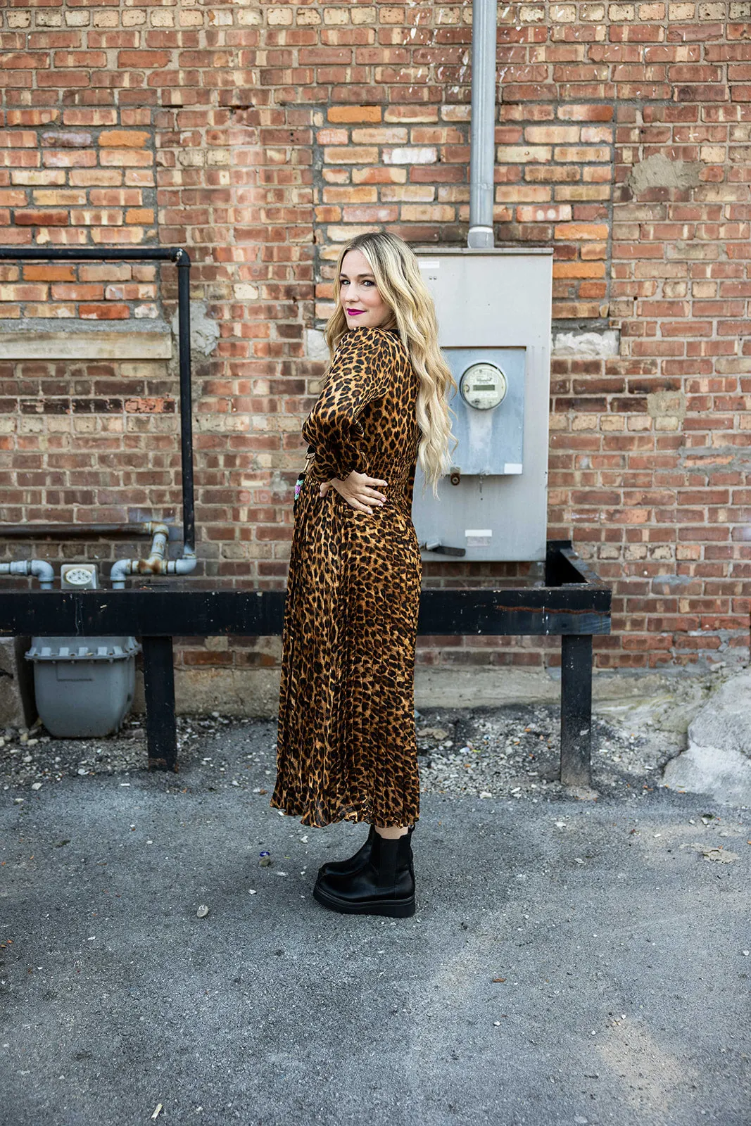 aurora dress in brown leopard