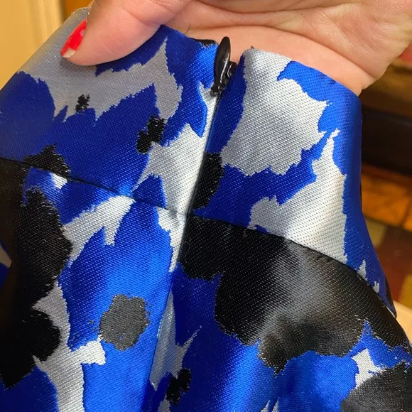 Banana republic pleated skirt