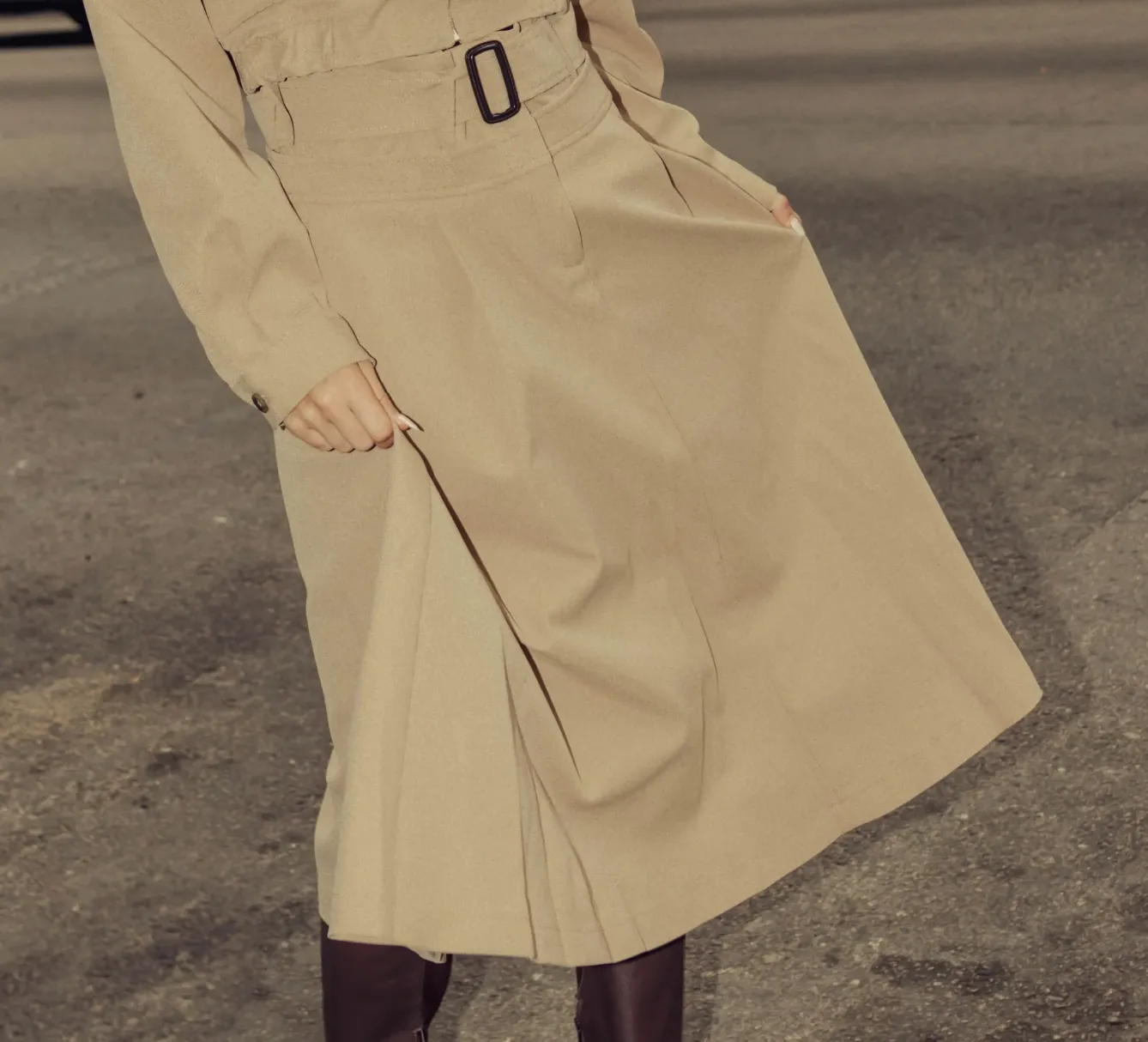 Belladonna Pleated Skirt in Sand