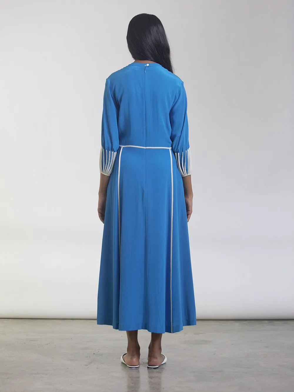 Bodice   I   Dress-This-Fit-Flare-Dress-Is-Made-From-A-Fluid-And-100-Silk-Crepe-The-Dress-Has-Contrast-Cream-Binding-As-Detailing-On-The-Cuffs-And-To-Accent-The-Seams-Down-The-Front-The-Dress-Also-Features-Pockets-On-Each-Side