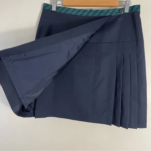 Brooks Brothers Red Fleece navy Skirt Size 10 Wool Pleated preppy academia mini