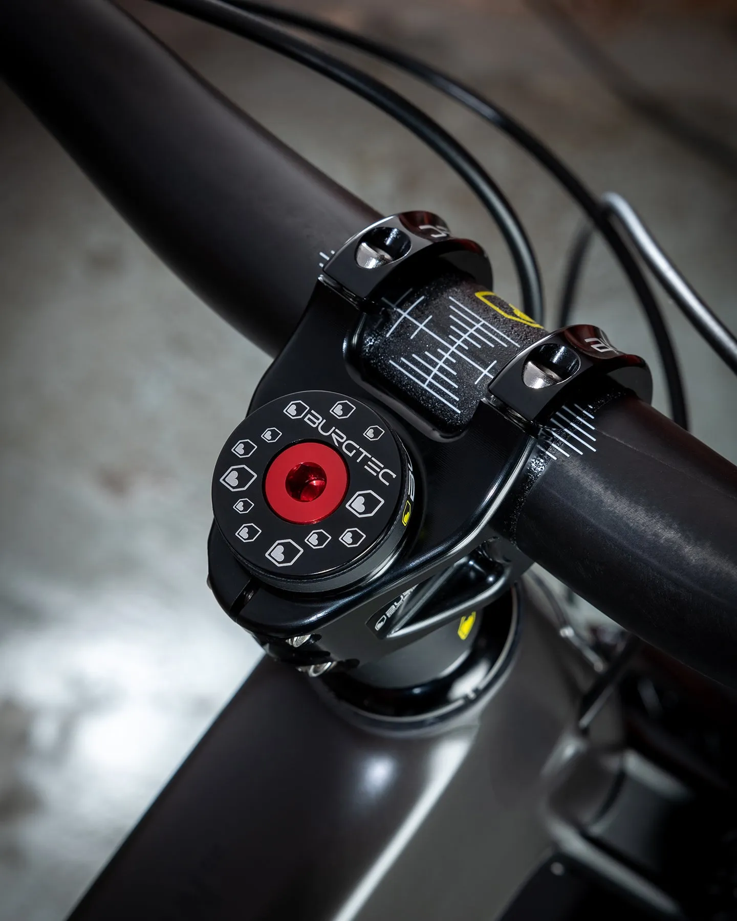 BURGTEC TOP CAP BOLT