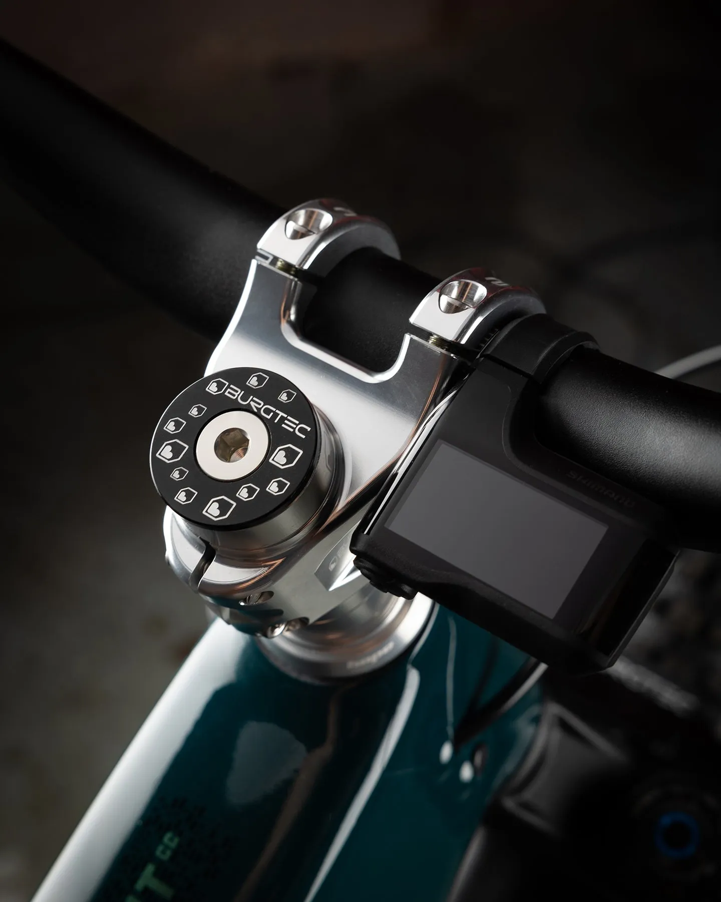 BURGTEC TOP CAP BOLT