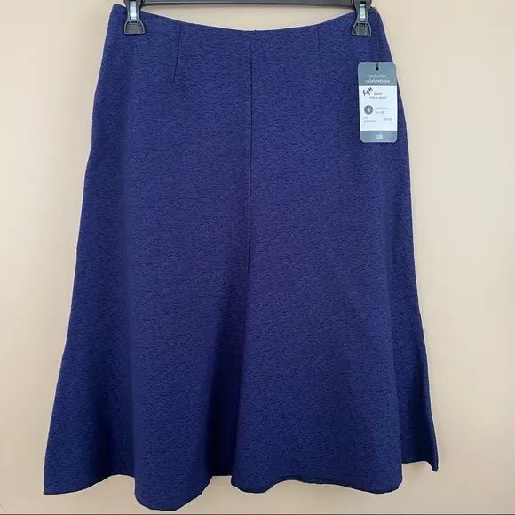 CAbi NWT Tulip Textured Ponte Knit Navy Skirt