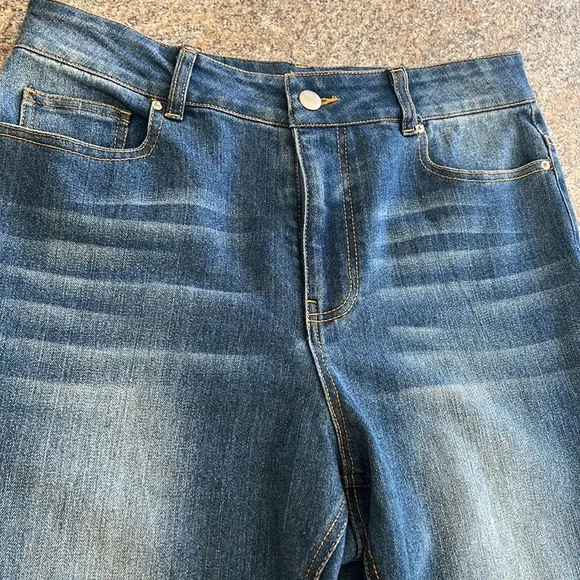 Carre Noir jeans size 8