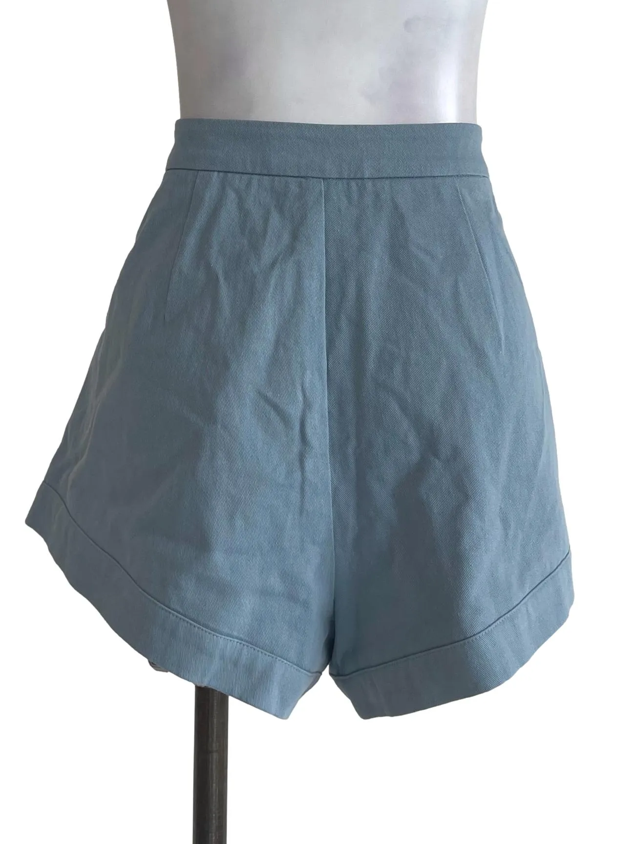 Cyan Plain Short Pants