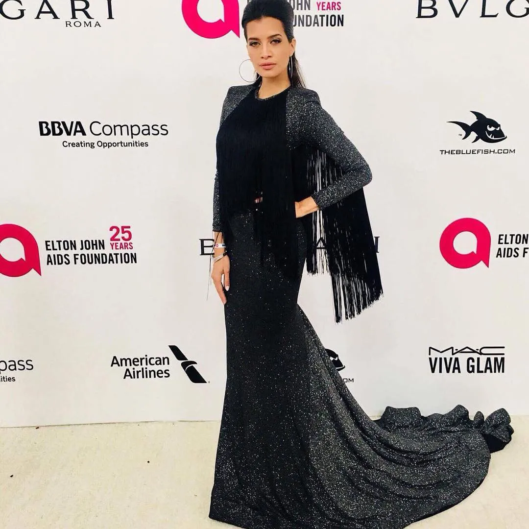 DARK TEMPTATION Look 11