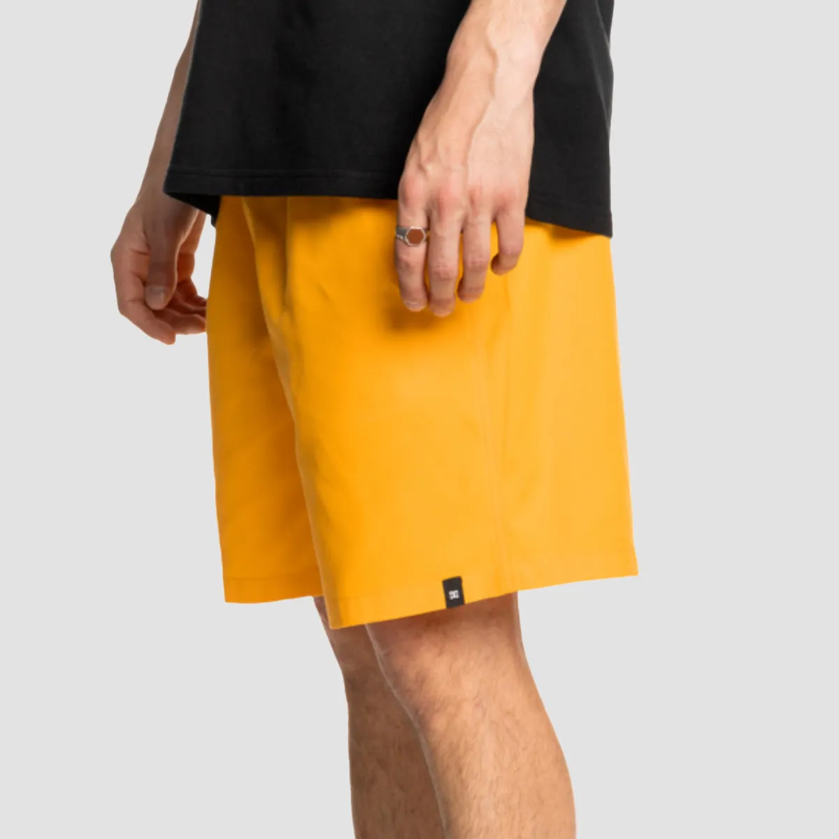 DC Stryker Shorts Radiant Yellow