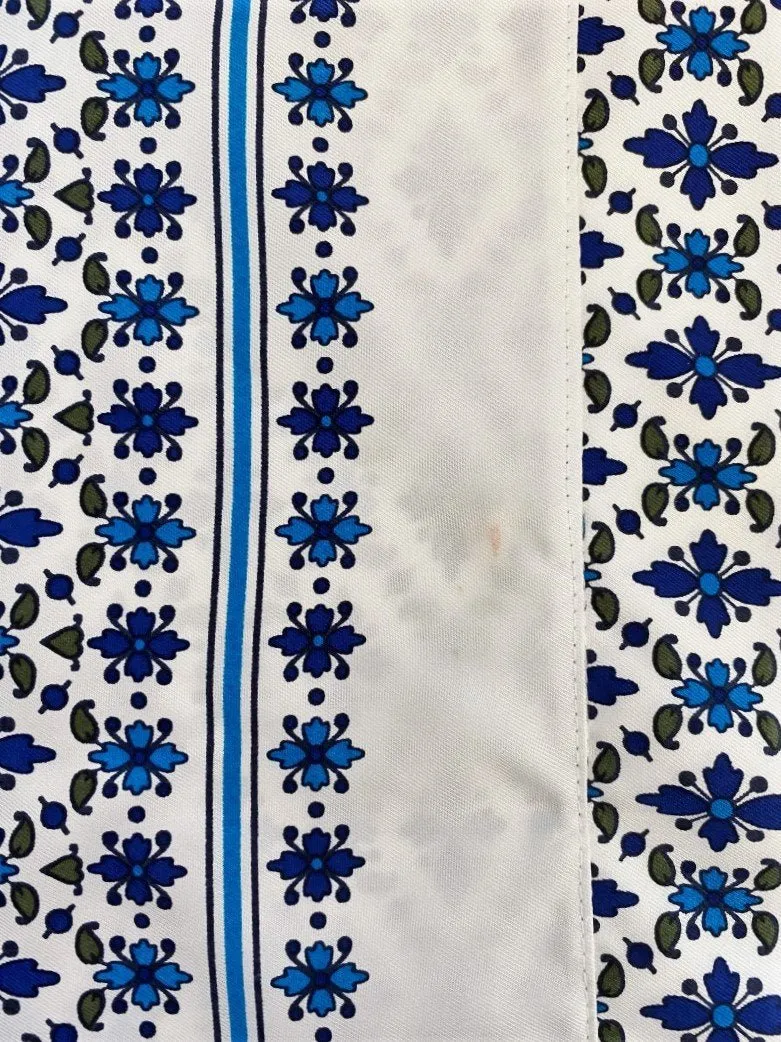 Derek Lam Top White/Blue Floral Print Silk Twill Size 2 Sleeveless V-Neck Blouse