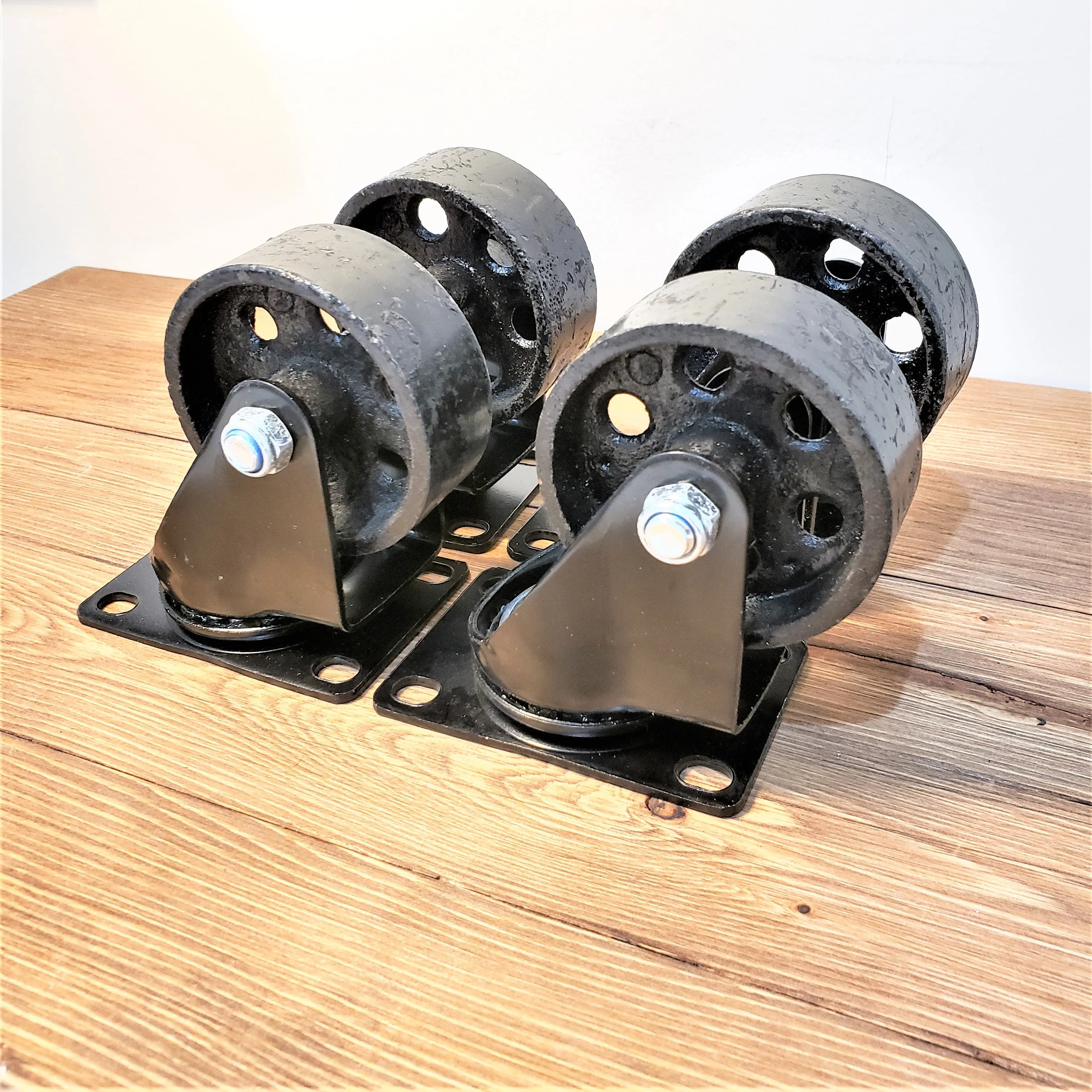 Fixed Vintage Caster Wheels - Set of 4 Pcs