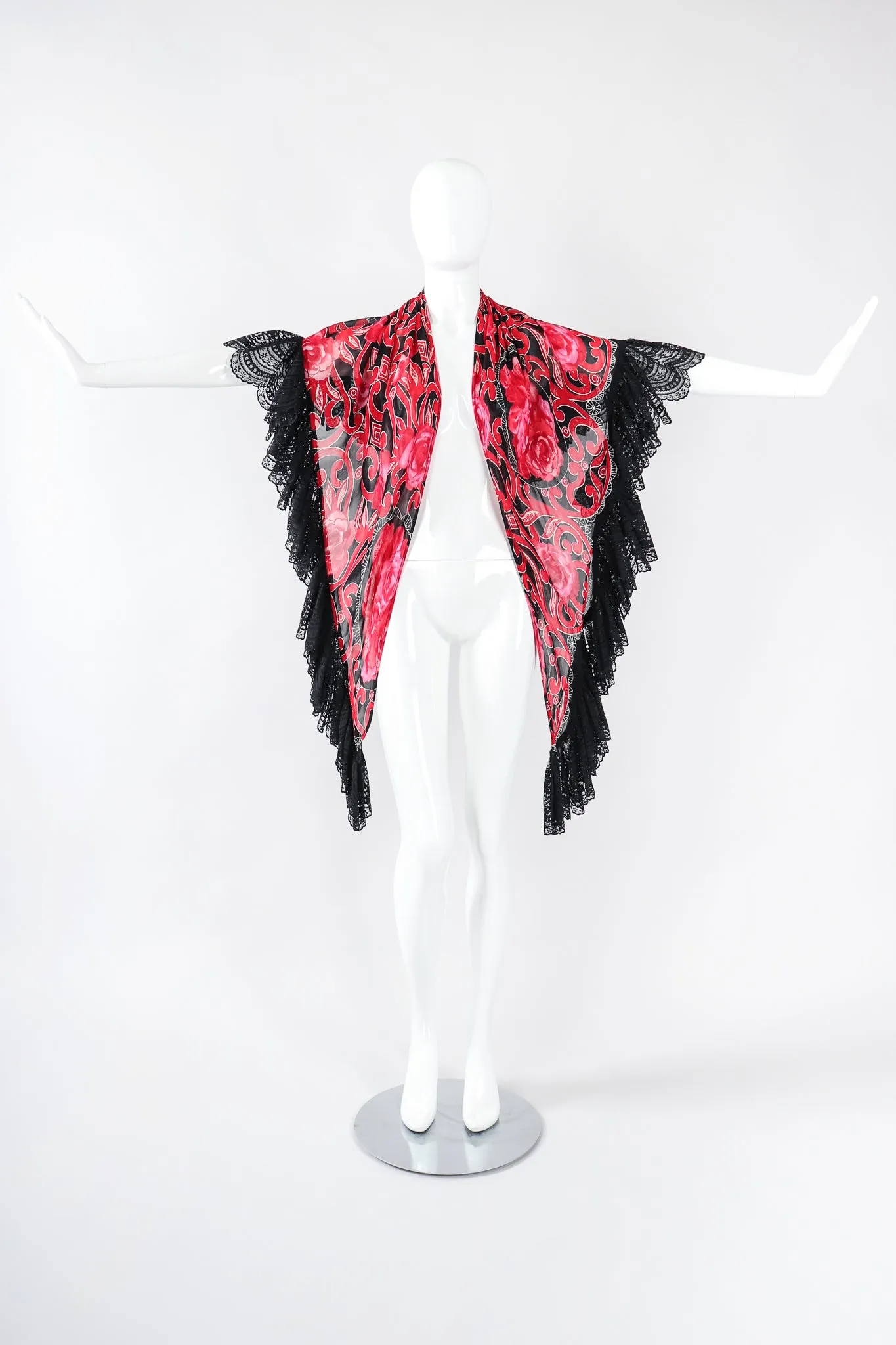 Floral Lace Shawl