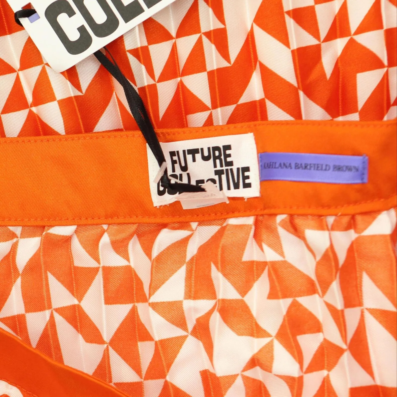 Future Collective With Kahlana Pleated A-Line Skirt Orange Geometric 24W / 26W