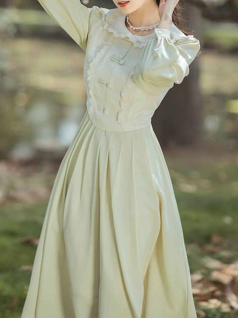 Green Peter Pan Long Sleeve Vintage 1950s Swing Dress