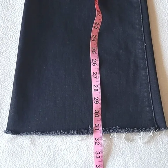 Hudson Holly Hi Rise Flare Jeans. Size 34. Black Raw Hem. Like New.