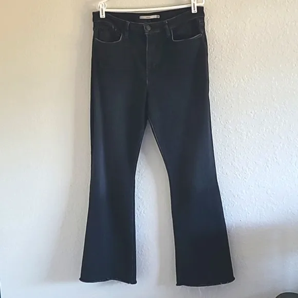 Hudson Holly Hi Rise Flare Jeans. Size 34. Black Raw Hem. Like New.