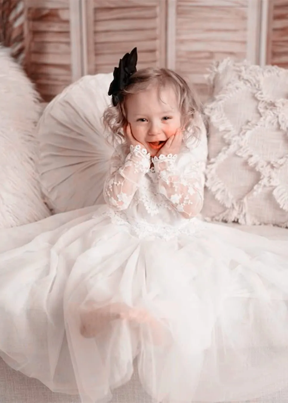 Jasmine Lace Communion Girl Dress in White