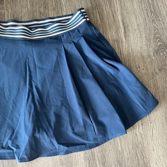 Johnny Was Calme Endurance Blue Multi-Color Stripe Tennis Skort Skirt L Women's
