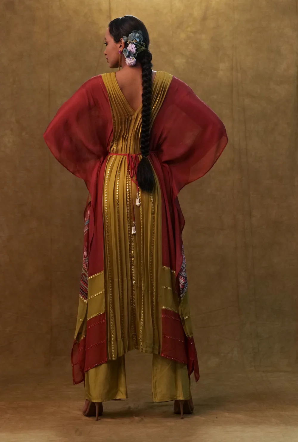 Maroon Printed Kaftan With Pants And A Separate Inner.