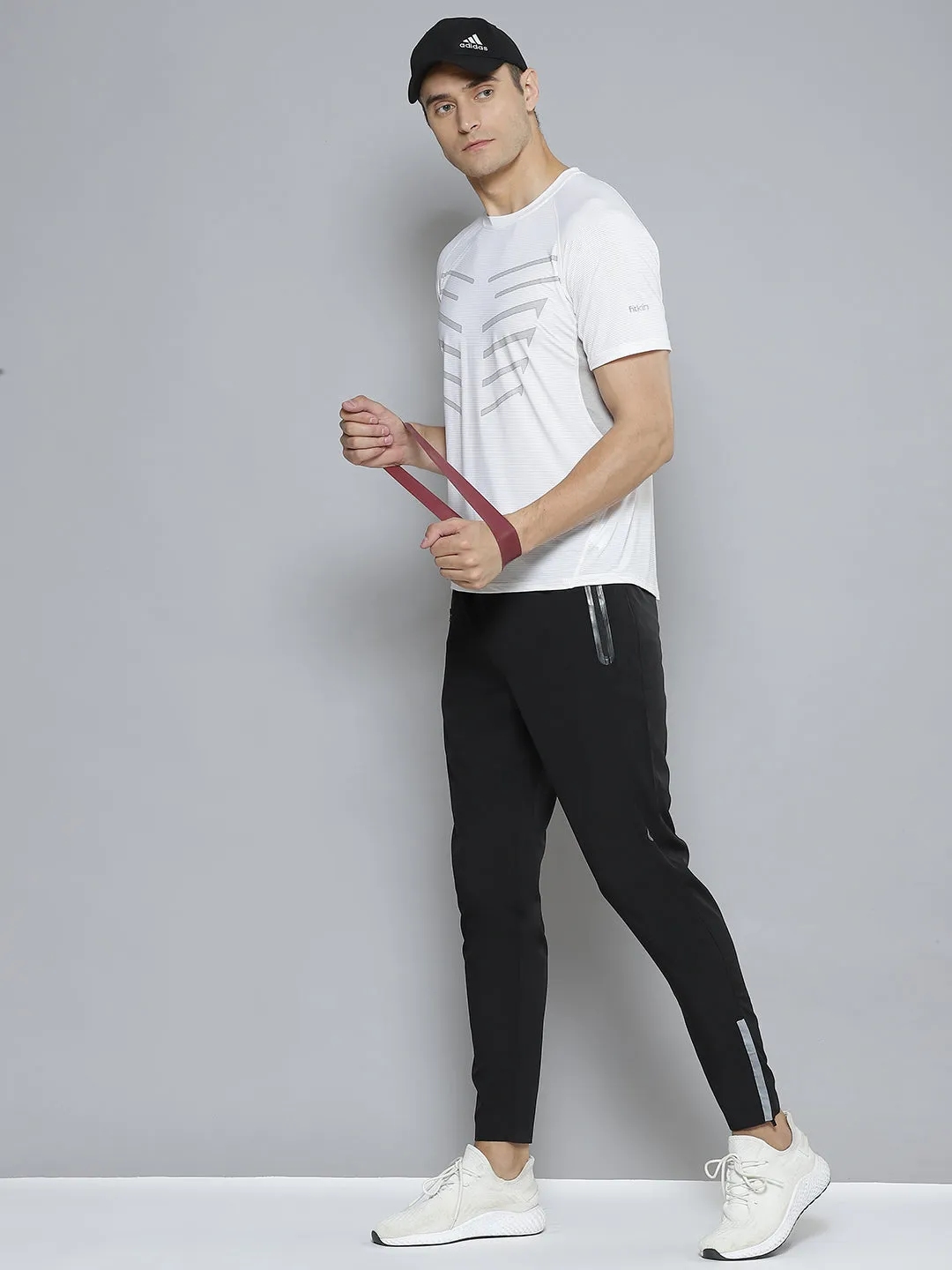 Men Black Solid Relaxed Fit Gym Track Pants