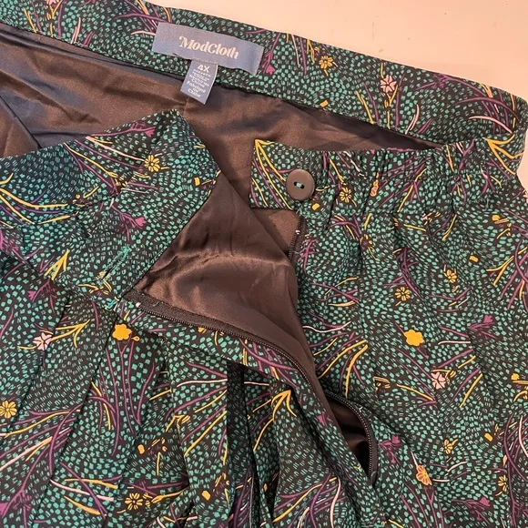 ModCloth Onward to Afresh Pleated Midi Skirt Green Floral