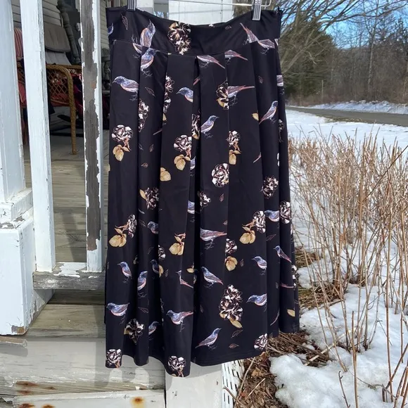 ModCloth Smashed Lemon Bird Print Pleated Satin Skirt Women's Size XL
