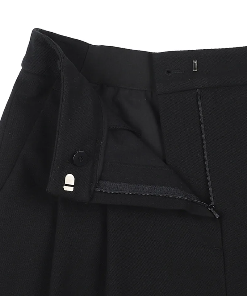 Monday Flow Relaxed Knee Length Shorts - Black