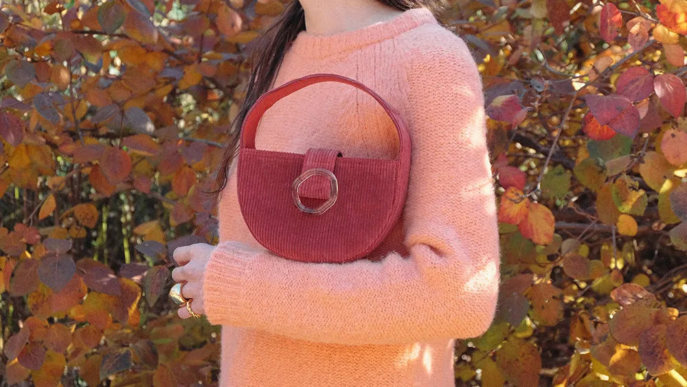 Nº52 Demi Lune Mini - Rouge Corduroy Sample