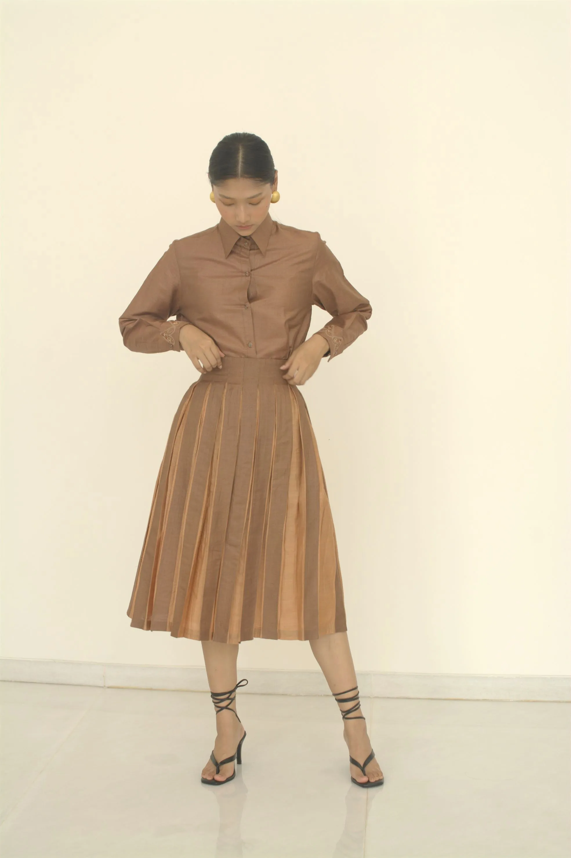New Season Summer to Fall 2024-Skirt Two Toned Silk Coffee Amber-TB/TS/009-Suzanne-Fashion Edit Hemji