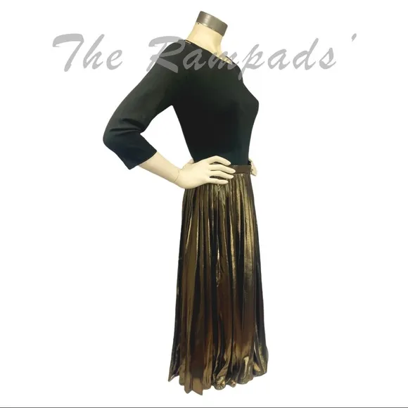 NWT Gold Metallic Ann Taylor Pleated Long Skirt Size 6