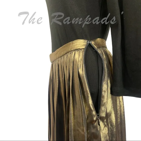 NWT Gold Metallic Ann Taylor Pleated Long Skirt Size 6