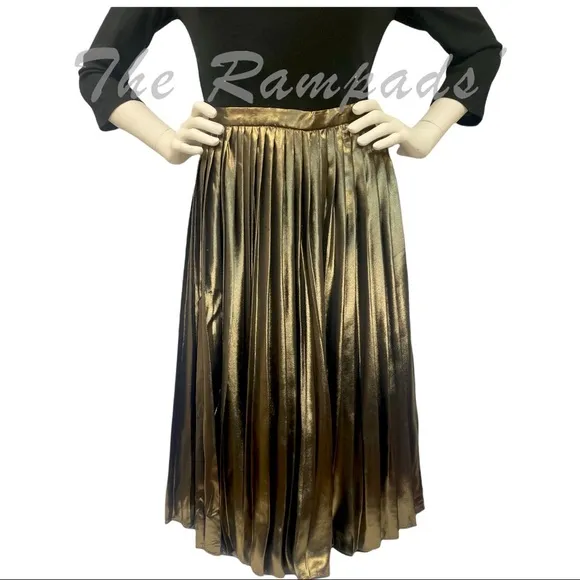 NWT Gold Metallic Ann Taylor Pleated Long Skirt Size 6