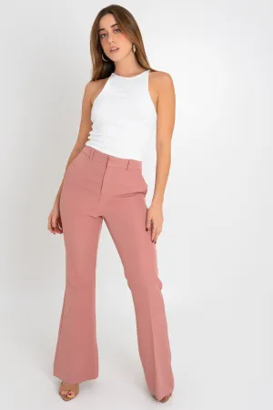 Pantalón ajustado flare fit con raya