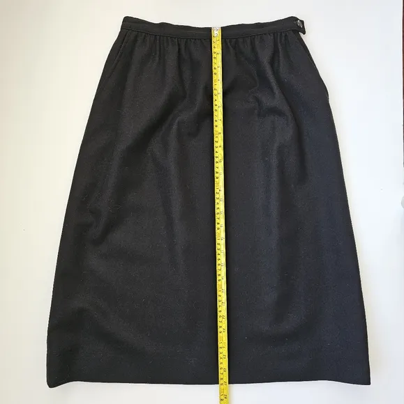 Pendleton 100% Pure Virgin Wool Solid Black Lined Skirt Midi Size 12 Vintage