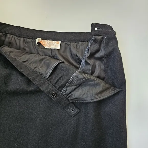 Pendleton 100% Pure Virgin Wool Solid Black Lined Skirt Midi Size 12 Vintage