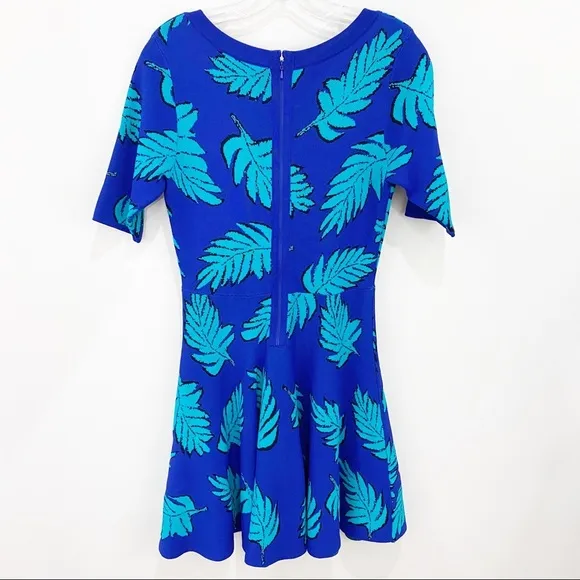 PLENTY BY TRACY REESE Blue Leaf Fit and Flare Printed Dress Size Medium Petite