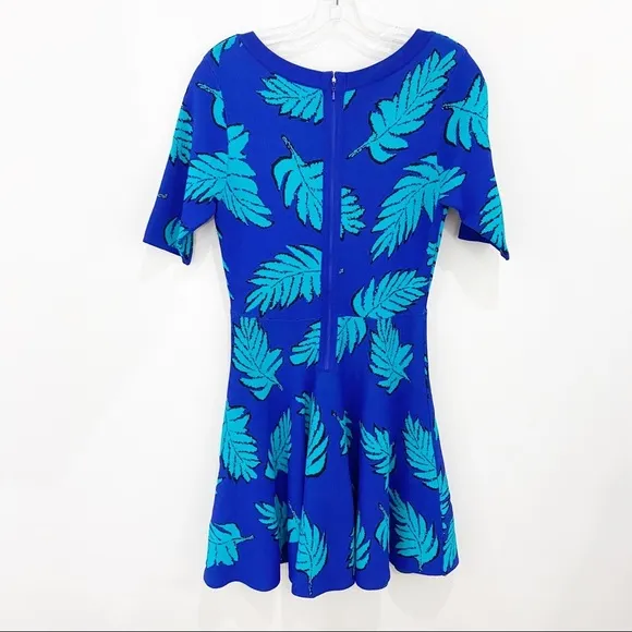 PLENTY BY TRACY REESE Blue Leaf Fit and Flare Printed Dress Size Medium Petite