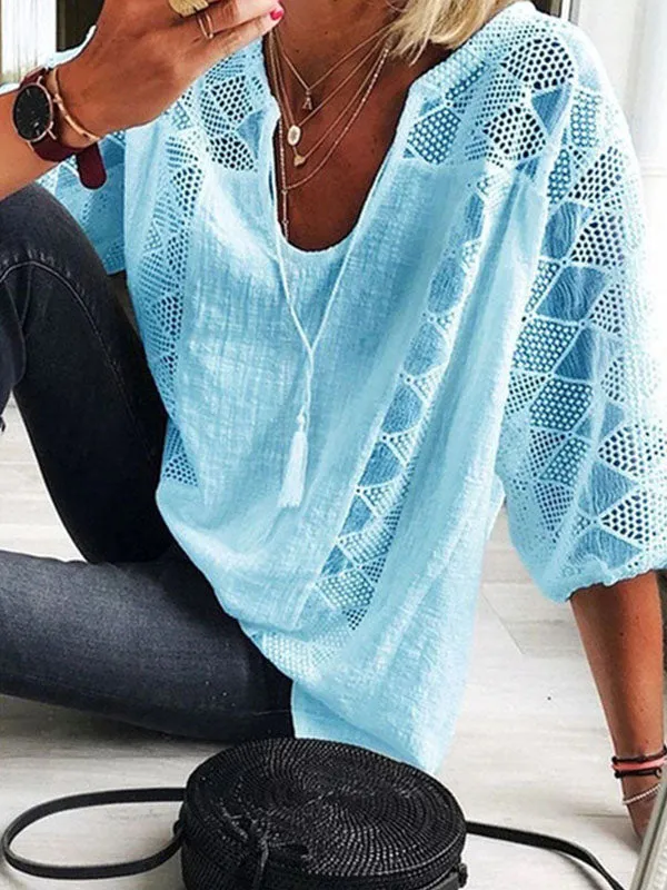 Prettybeautie Lace-Combo V-Neck Blouse