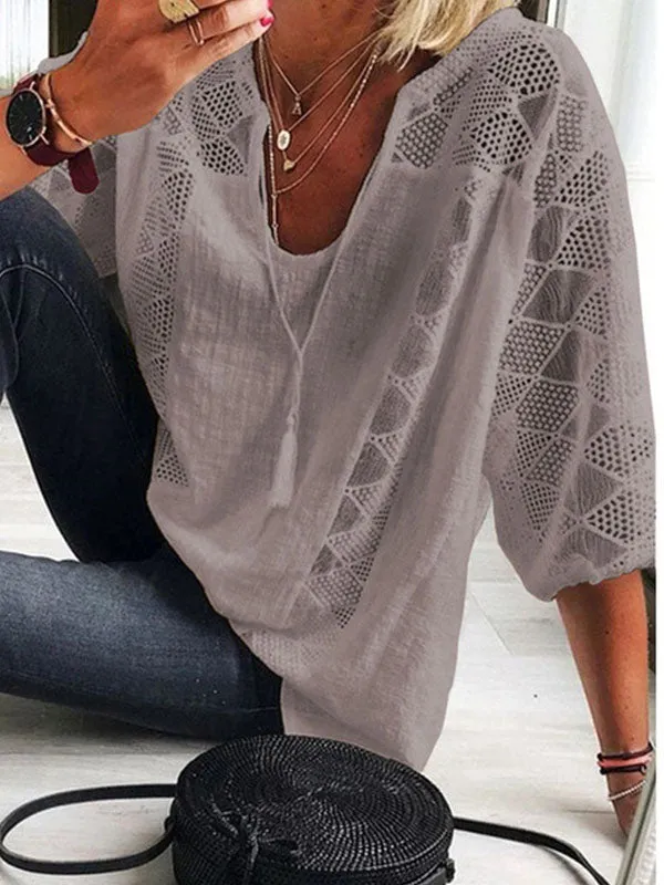 Prettybeautie Lace-Combo V-Neck Blouse