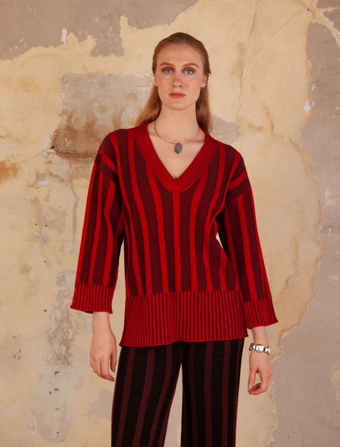 ROWAN V SWEATER