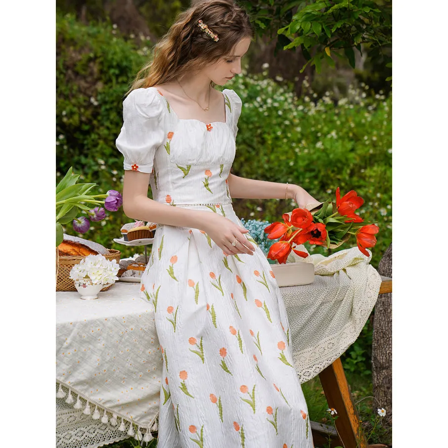 Short tops and long skirts with tulip flowers