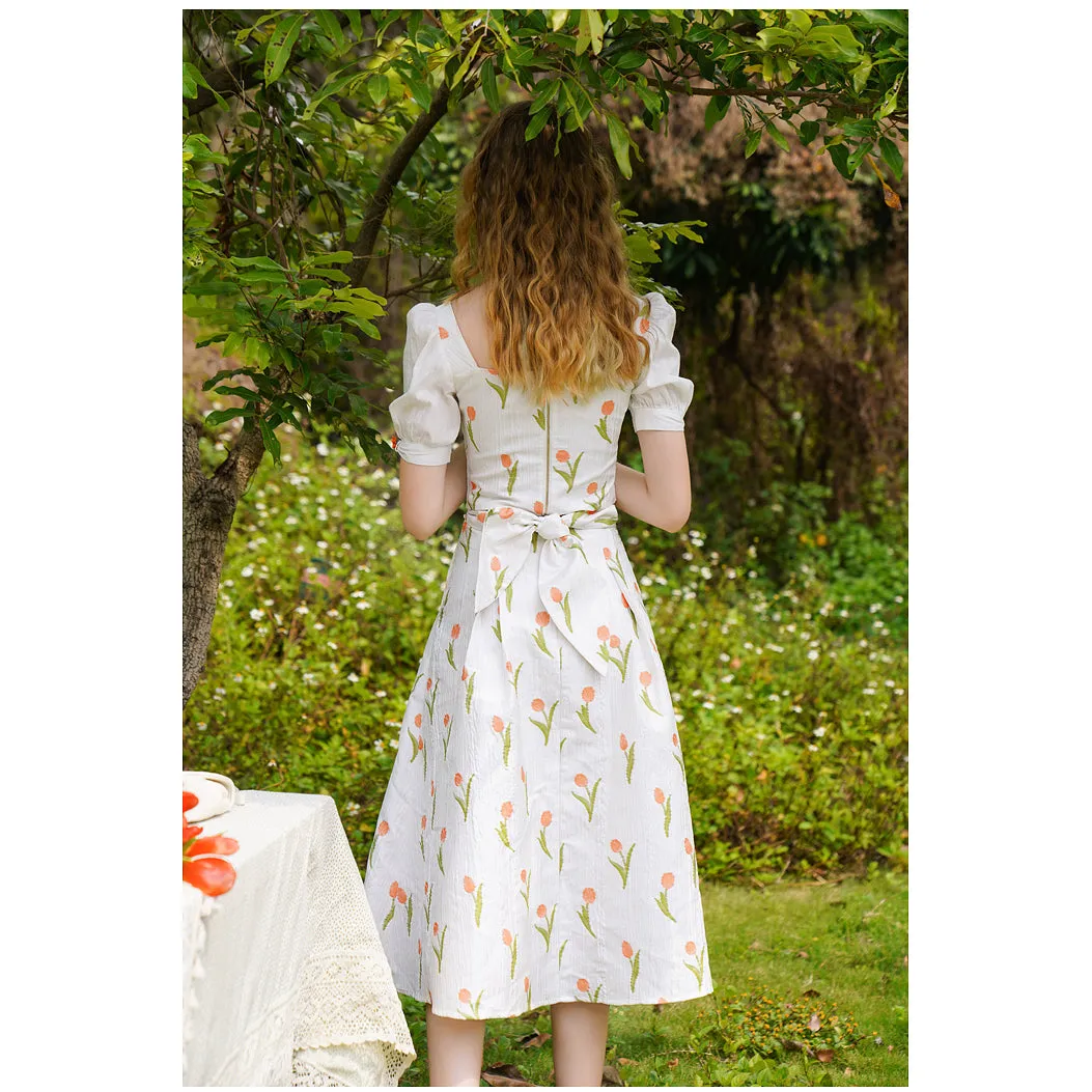 Short tops and long skirts with tulip flowers