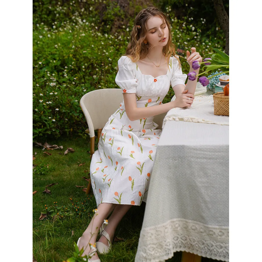 Short tops and long skirts with tulip flowers